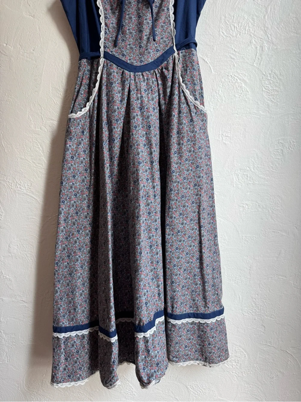Vintage 1970s Gunne Sax Calico Floral Midi Dress and Matching Bolero Set